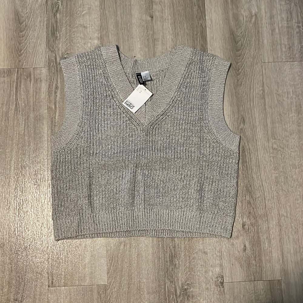 H&M Grey Sweater vest